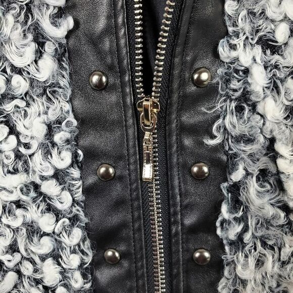 Mishca Vegan Leather Faux Fur Studded Jacket Size Small - Picture 5 of 12
